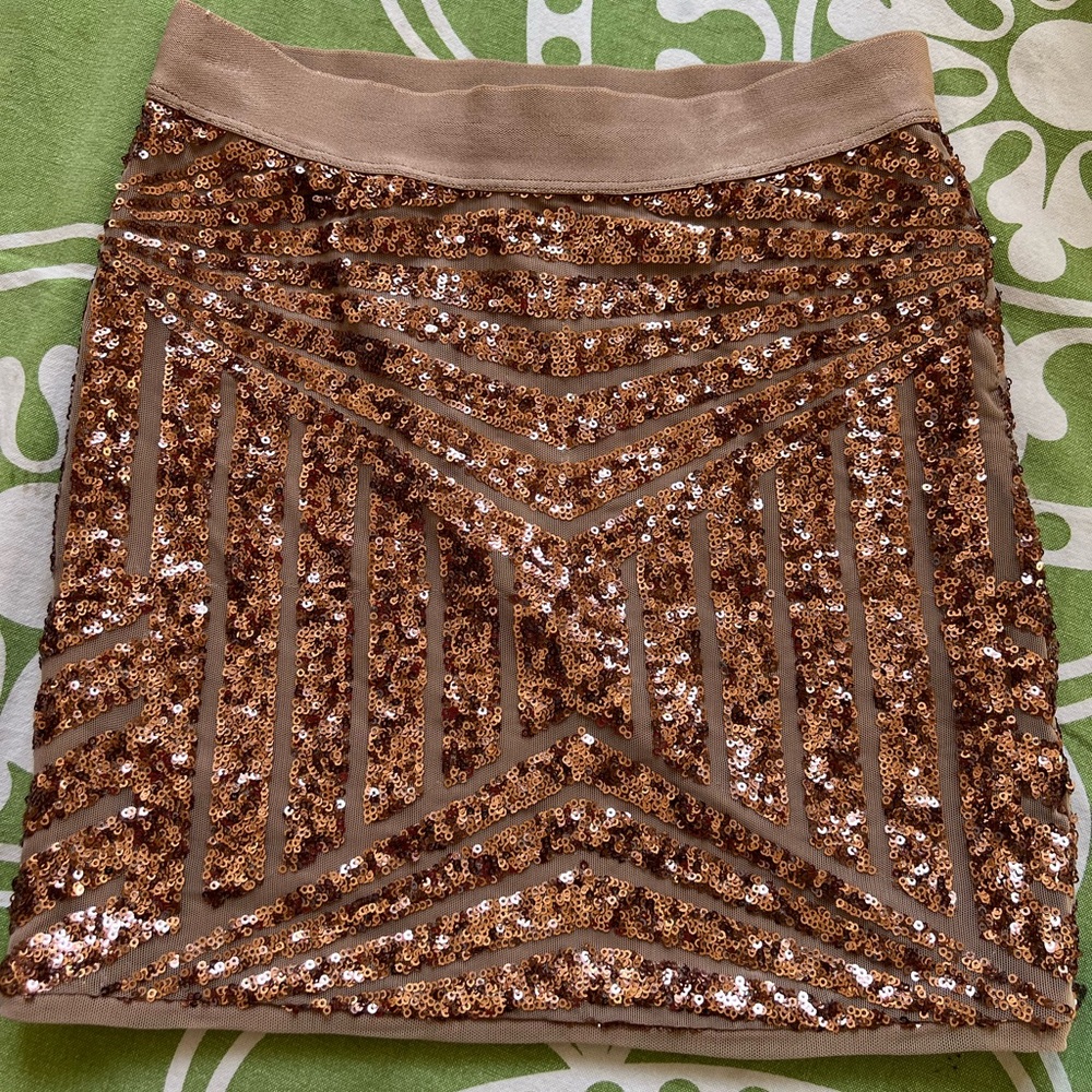 BCBG Maxazria Dusty Rose Pink Sequin Mini skirt